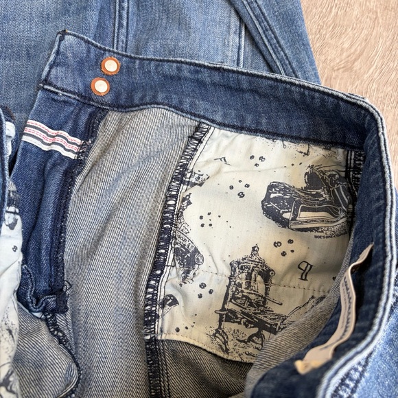 Anthropologie Pilcro Ultra High Rise Flare Jeans Medium Wash Soft Women’s S / 27 - Picture 10 of 16